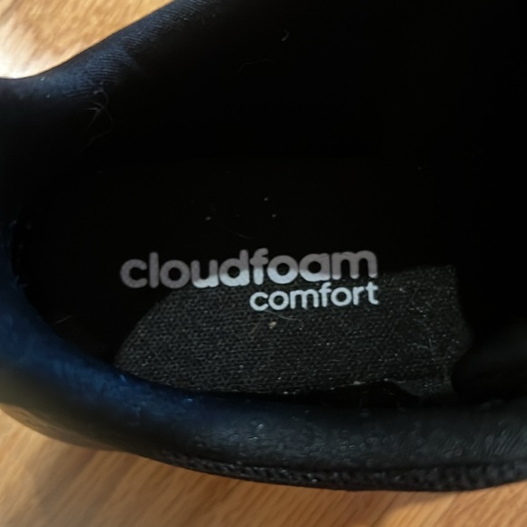 EUC Women’s Adidas Cloudfoam Sneakers - Picture 11 of 13
